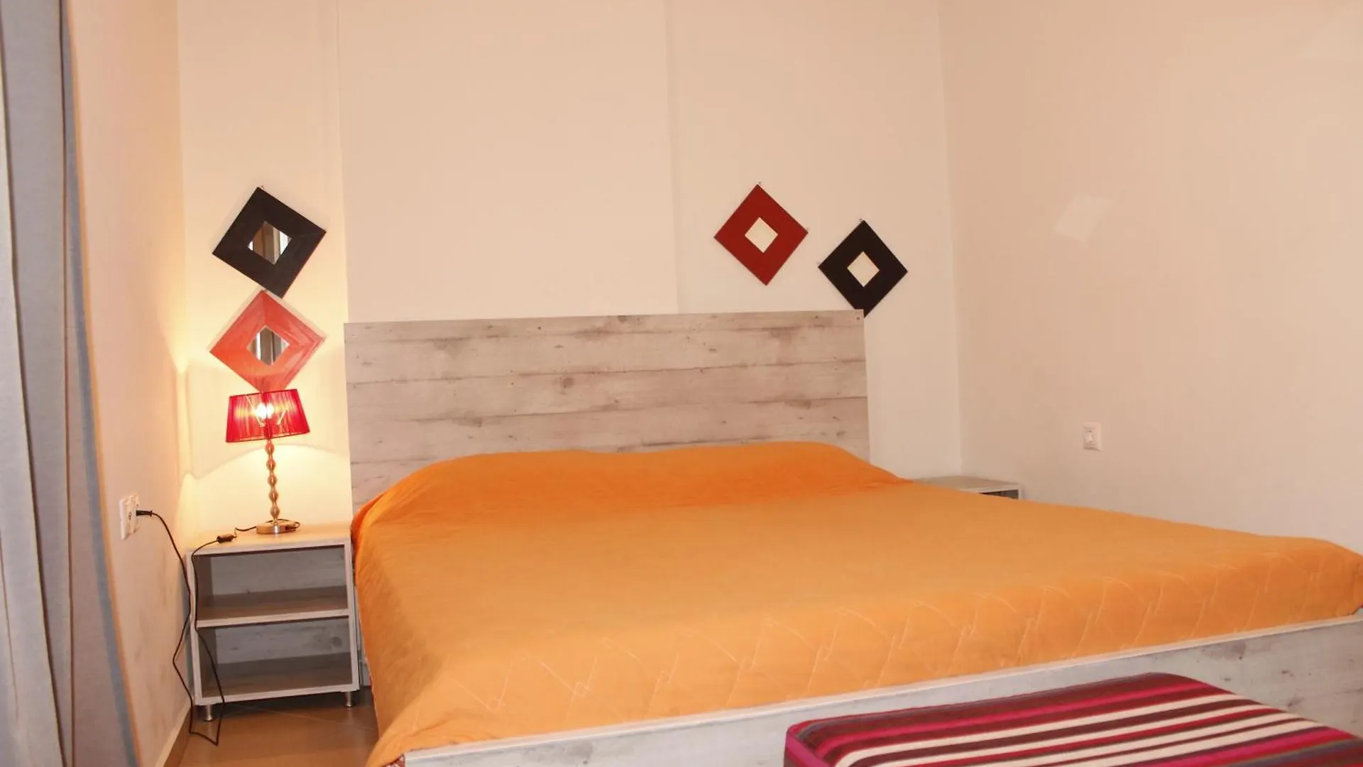 Andrea'S Apartment Sarande