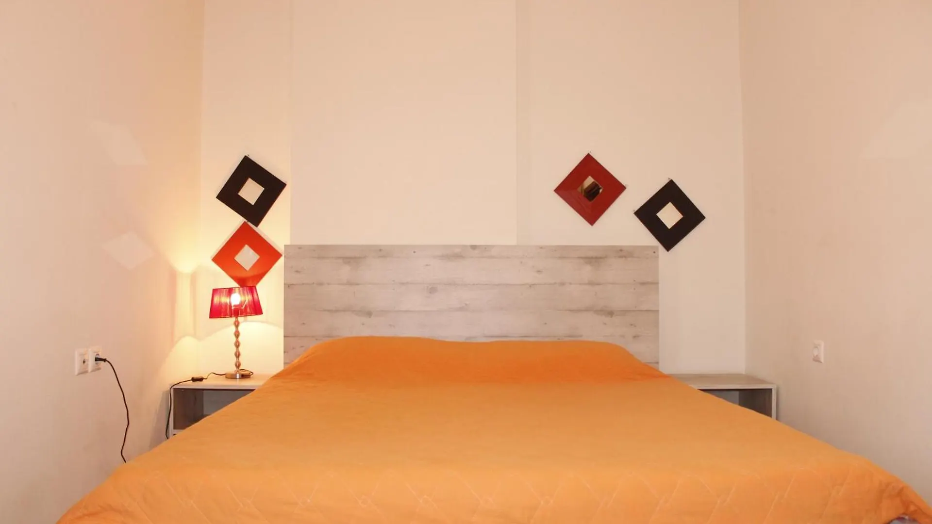 Andrea'S Apartment Sarande 0*,