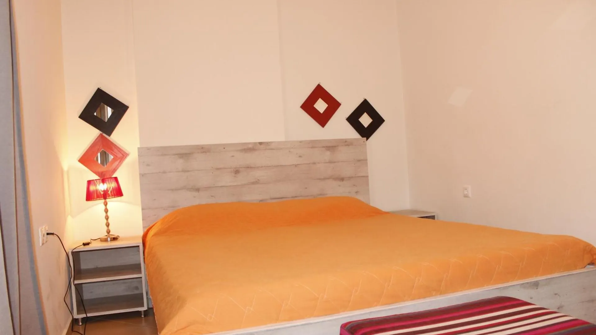 Andrea'S Apartment Sarande